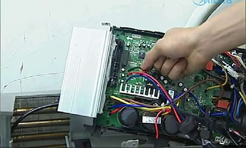 嘉兴美的空调电话是多少